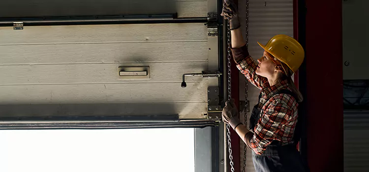 Addressing Common Garage Door Stoppage Issues in Lomita, CA