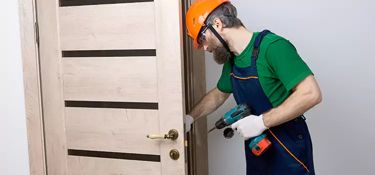Replace Internal Door Handle with Lock Lomita