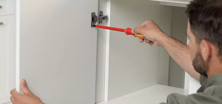 Screen Door Hinge Repair Lomita
