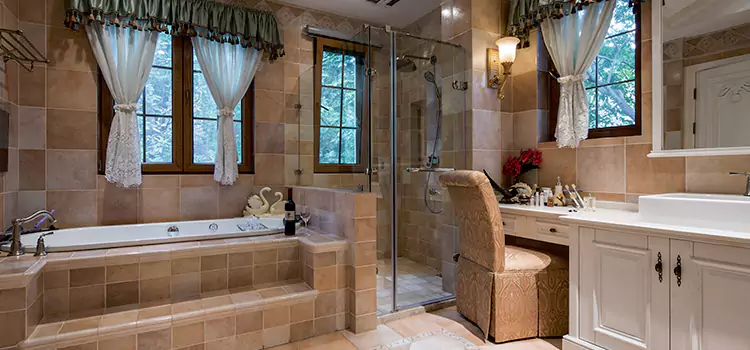 Universal Remodeling Lomita